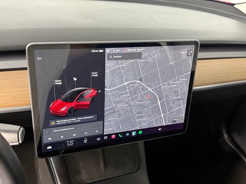 Used 2022 Tesla Model 3 Performance AWD/4WD image 18