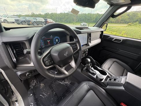 New 2026 Ford Bronco Big Bend w/ Black Diamond Package AWD/4WD image 30