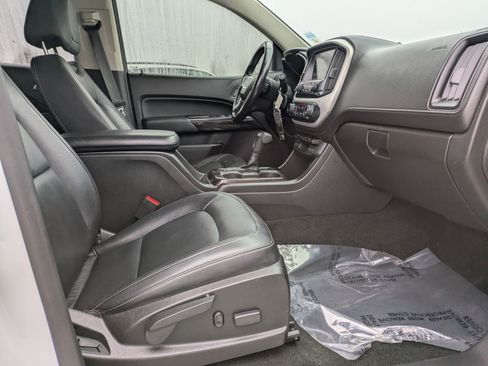 Used 2016 GMC Canyon SLT w/ Driver Alert Package image 25