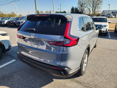 New 2026 Honda CR-V EX image 4