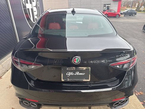 New 2024 Alfa Romeo Giulia Quadrifoglio image 7