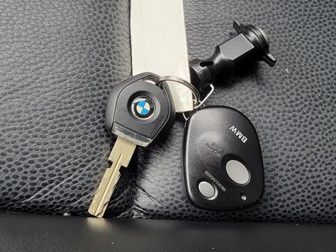 Used 2000 BMW Z3 2.5i RWD image 29