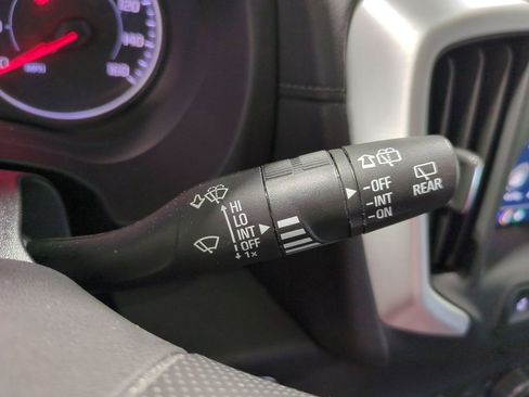 Used 2022 GMC Terrain SLE w/ Driver Convenience Package image 31