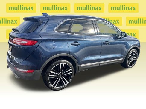Used 2017 Lincoln MKC Reserve image 3