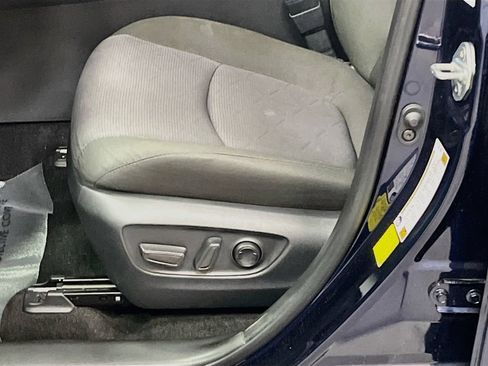Used 2025 Toyota RAV4 XLE w/ Convenience Package AWD/4WD image 19