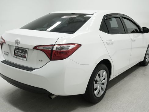 Used 2016 Toyota Corolla LE FWD image 4