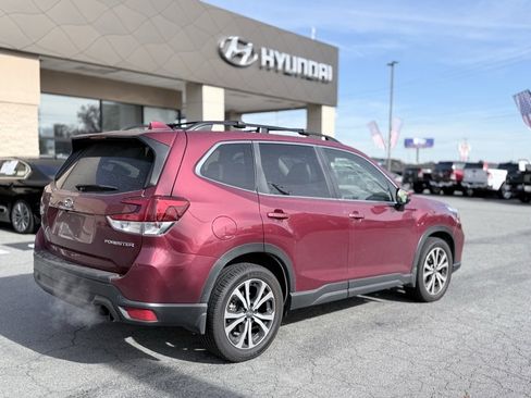 Used 2019 Subaru Forester Limited w/ Popular Package #3 image 8
