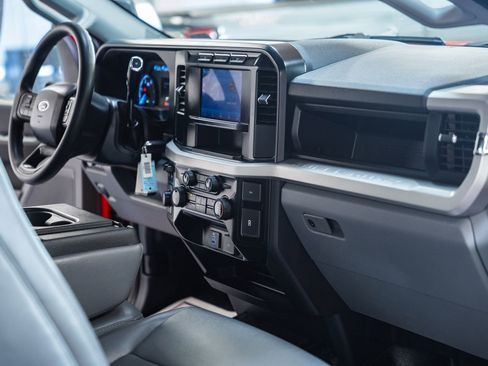 Used 2024 Ford F350 XL w/ XL Chrome Package image 28