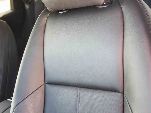 New 2026 Land Rover Range Rover Velar Dynamic SE image 25