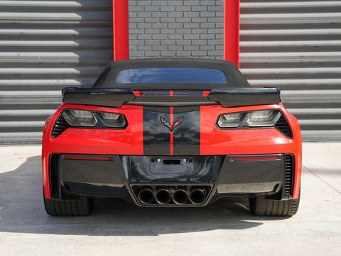 Used 2015 Chevrolet Corvette Z06 w/ 3LZ Preferred Equipment Group image 11