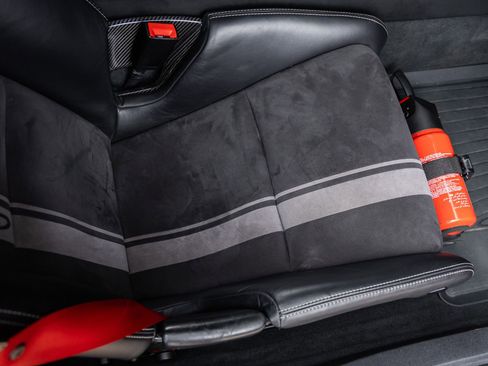 Certified 2018 Porsche 911 GT3 RWD image 43