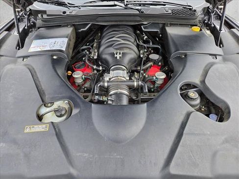 Used 2015 Maserati GranTurismo Sport RWD image 20