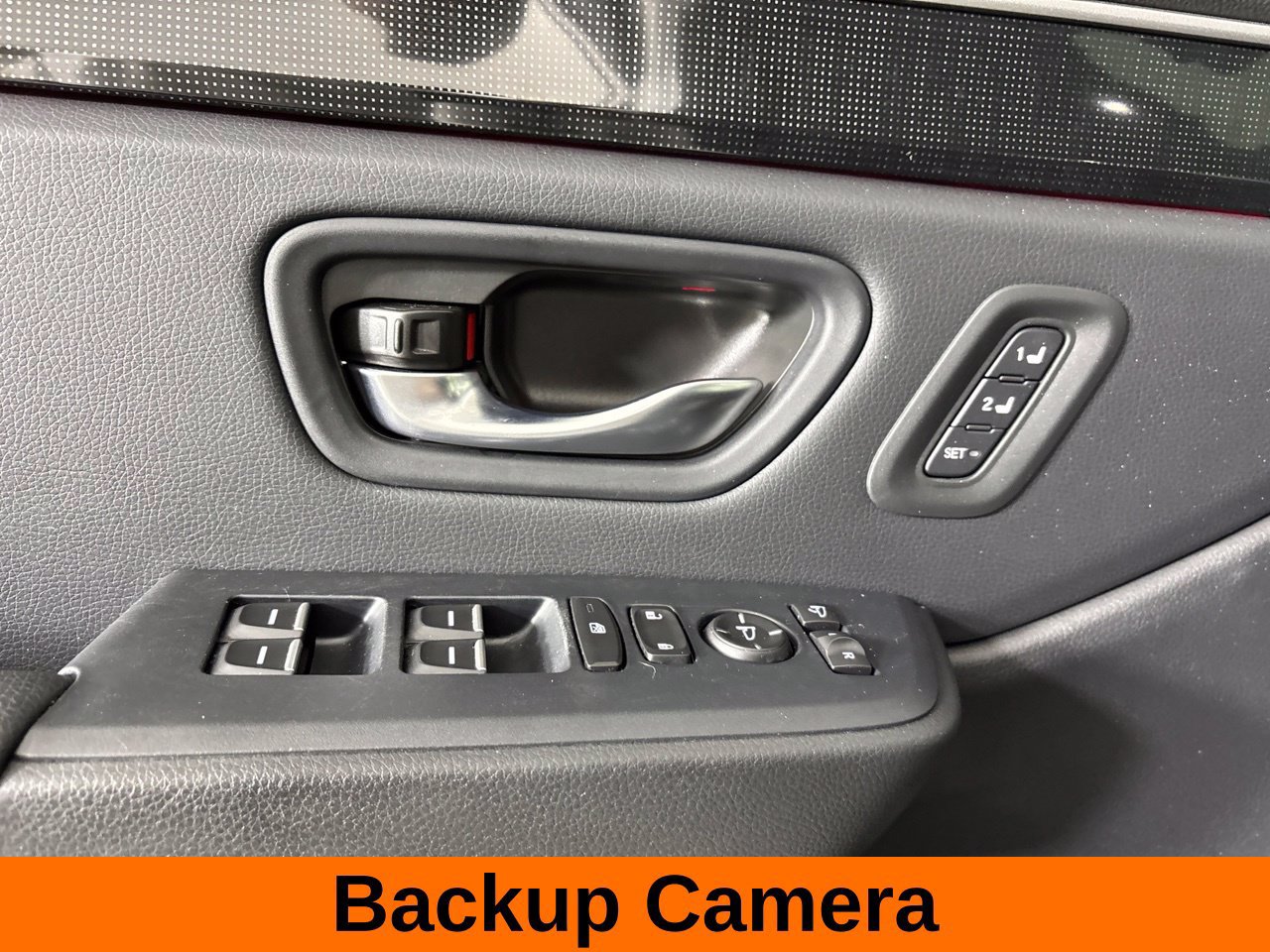 Used 2025 Honda Pilot Black Edition image 11