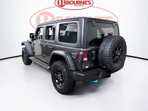Used 2024 Jeep Wrangler Unlimited AWD/4WD image 7
