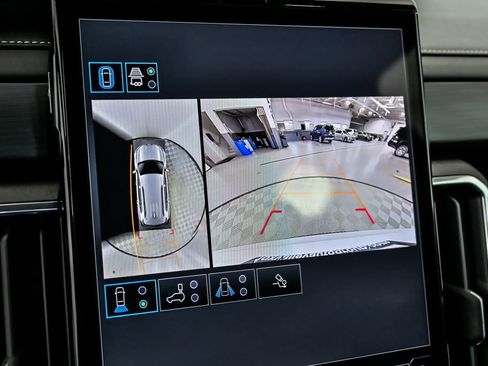 New 2026 GMC Acadia Elevation image 15