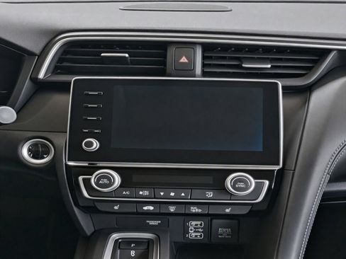 Used 2019 Honda Insight Touring image 10