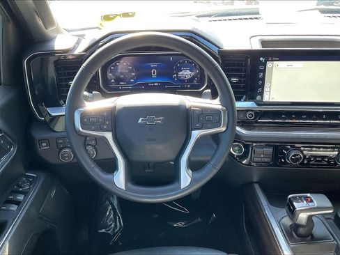 Used 2024 Chevrolet Silverado 1500 RST image 6