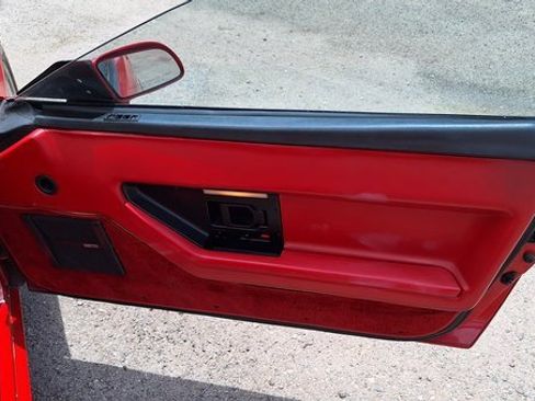 Used 1987 Chevrolet Corvette Coupe image 22