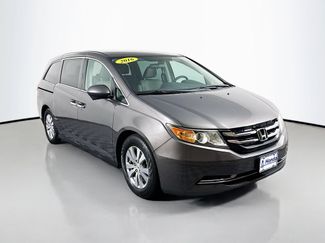 Used 2016 Honda Odyssey SE video 1