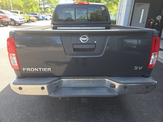 Used 2013 Nissan Frontier SV w/ SV Value Truck Pkg RWD image 4