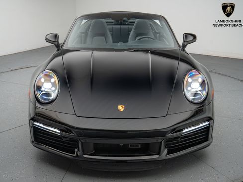 Used 2021 Porsche 911 Turbo image 3