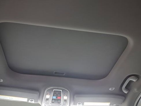 Used 2025 Jeep Grand Cherokee L Altitude image 22