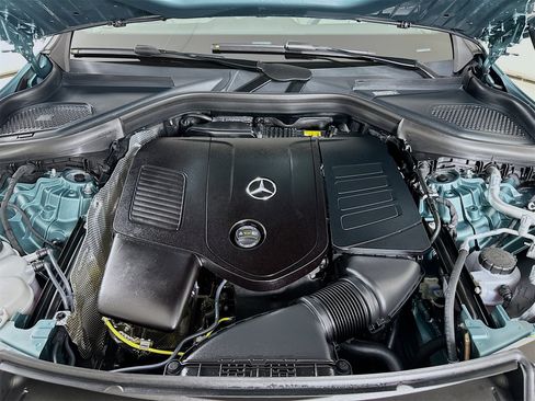 New 2026 Mercedes-Benz GLC 300 image 33