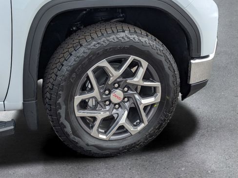 New 2026 GMC Sierra 1500 SLT w/ SLT Premium Plus Package image 6