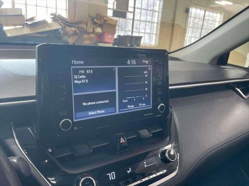 Used 2022 Toyota Corolla Cross LE w/ Moonroof Package image 26