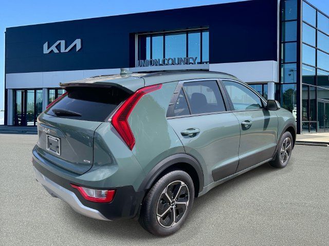 New 2026 Kia Niro EX FWD image 6