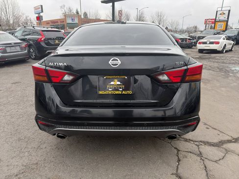 Used 2020 Nissan Altima 2.5 SR image 5