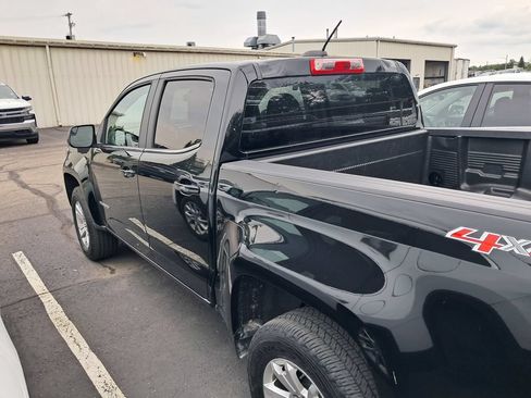 Used 2019 Chevrolet Colorado LT AWD/4WD image 8