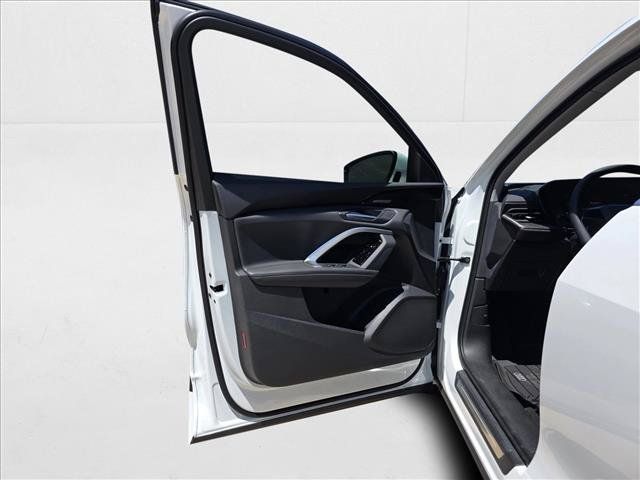 New 2025 Audi Q5 Premium w/ Premium Plus AWD/4WD image 13