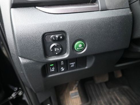 Used 2023 Honda Ridgeline Sport image 14