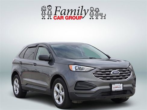 Used 2021 Ford Edge SE w/ Cargo Accessory Package image 2