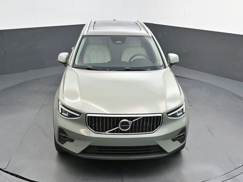 Certified 2023 Volvo XC40 B5 Plus w/ Driver Assist Package image 30