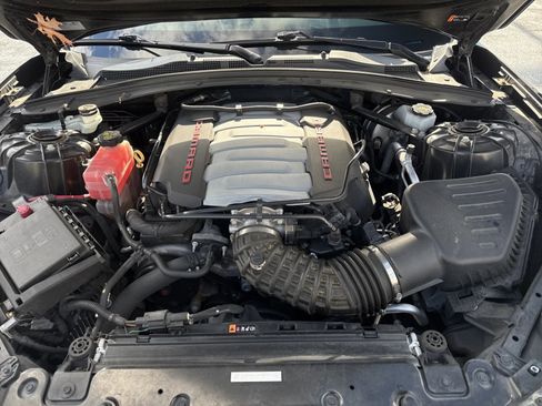 Used 2021 Chevrolet Camaro LT w/ RS Package RWD image 23