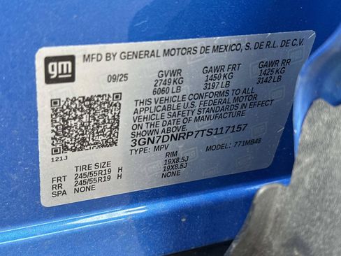 Used 2026 Chevrolet Equinox EV LT FWD image 17