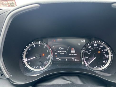 Used 2023 Toyota Highlander L image 11