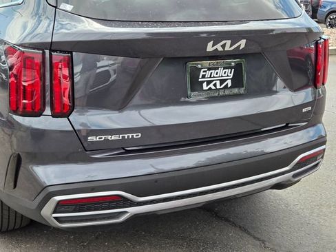 Certified 2024 Kia Sorento SX Prestige AWD/4WD image 5