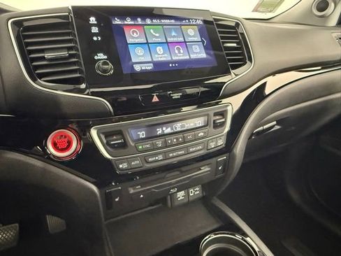 Used 2019 Honda Pilot Touring image 22
