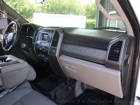Used 2019 Ford F250 XL w/ Power Equipment Group AWD/4WD image 21