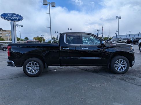 Used 2020 Chevrolet Silverado 1500 LTZ AWD/4WD image 2