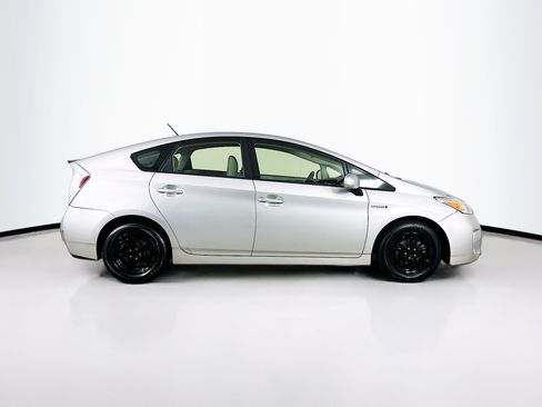 Used 2013 Toyota Prius Two FWD image 10