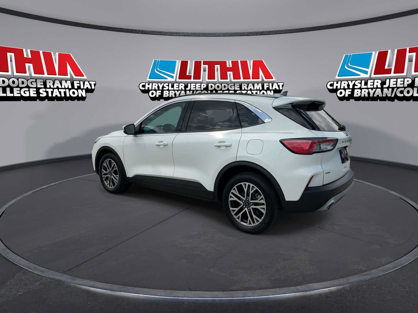 Used 2020 Ford Escape SEL FWD image 6