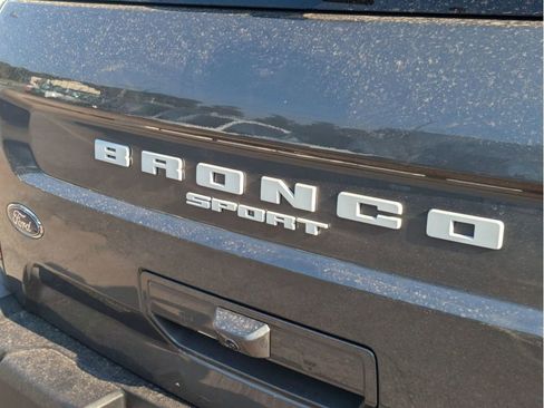 New 2025 Ford Bronco Sport Outer Banks w/ Outer Banks Tech Package+ AWD/4WD image 8