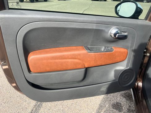 Used 2013 FIAT 500 Lounge w/ Luxury Leather Pkg image 13