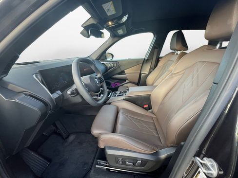 Certified 2025 BMW X3 xDrive30i w/ Premium Package image 9