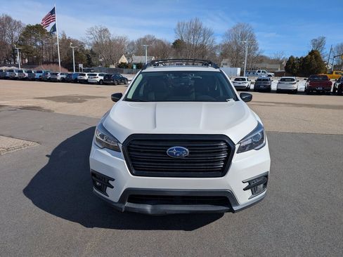 Used 2022 Subaru Ascent Onyx Edition image 9