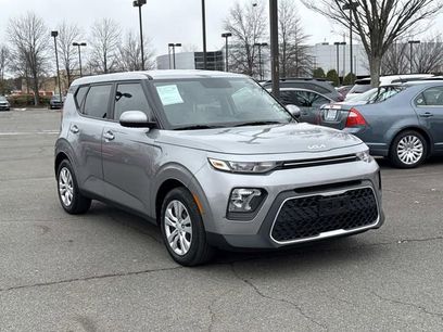 Used 2022 Kia Soul LX